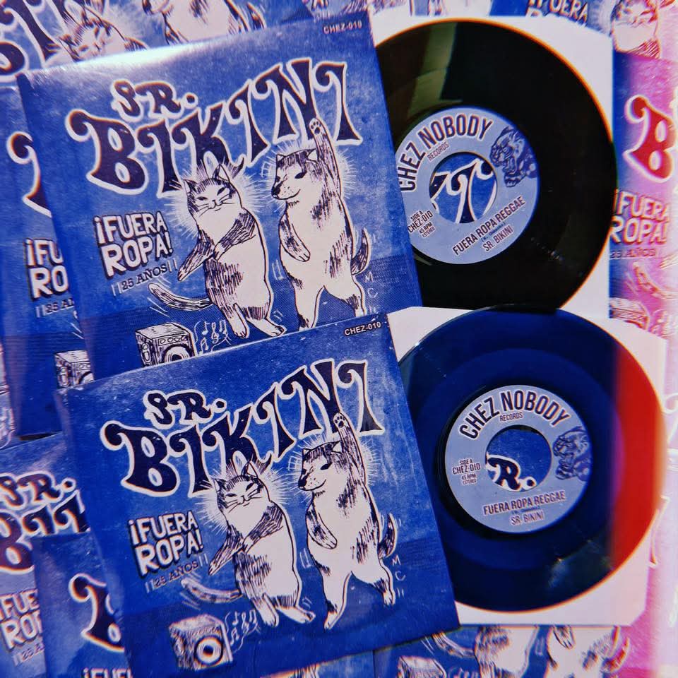 ¡Por fin! Ya está disponible el vinilo “Fuera Ropa 25 años”, muy pronto estaremos de regreso y nos veremos para presentarlo, el próximo 27 de junio en el Casino Life del Valle.
Puedes comprarlo por aqui: WhatsApp 55 45 72 85 22
Muchas gracias por esperar… nos vemos en el casino.