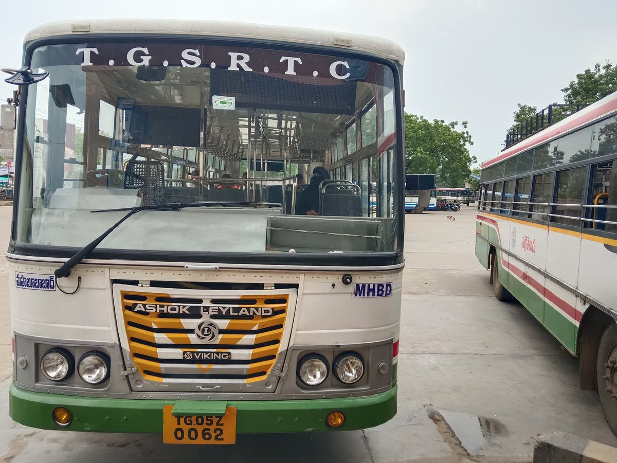 akbar_3333's tweet photo. @TGSRTCHQ @Ponnam_INC Sir,RTC buses from Mahabubabad operate lack village names, with no Nekkonda service post-7 AM. Chronic delays disrupt travelling employees; controllers give flippant replies. Run Nekkonda buses regularly, on time. Authorities must act now. #RTCMahabubabad https://t.co/VPYEes90iX