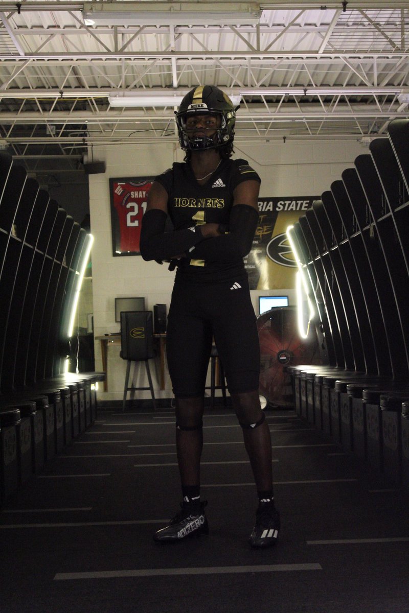 Stylan07's tweet image. Had a great time at @esuhornetsfb Today!! Thank you @CoachMcDown for inviting me!! @coachcondict @RougherNation @Masonfine09 @CoachGHiggins