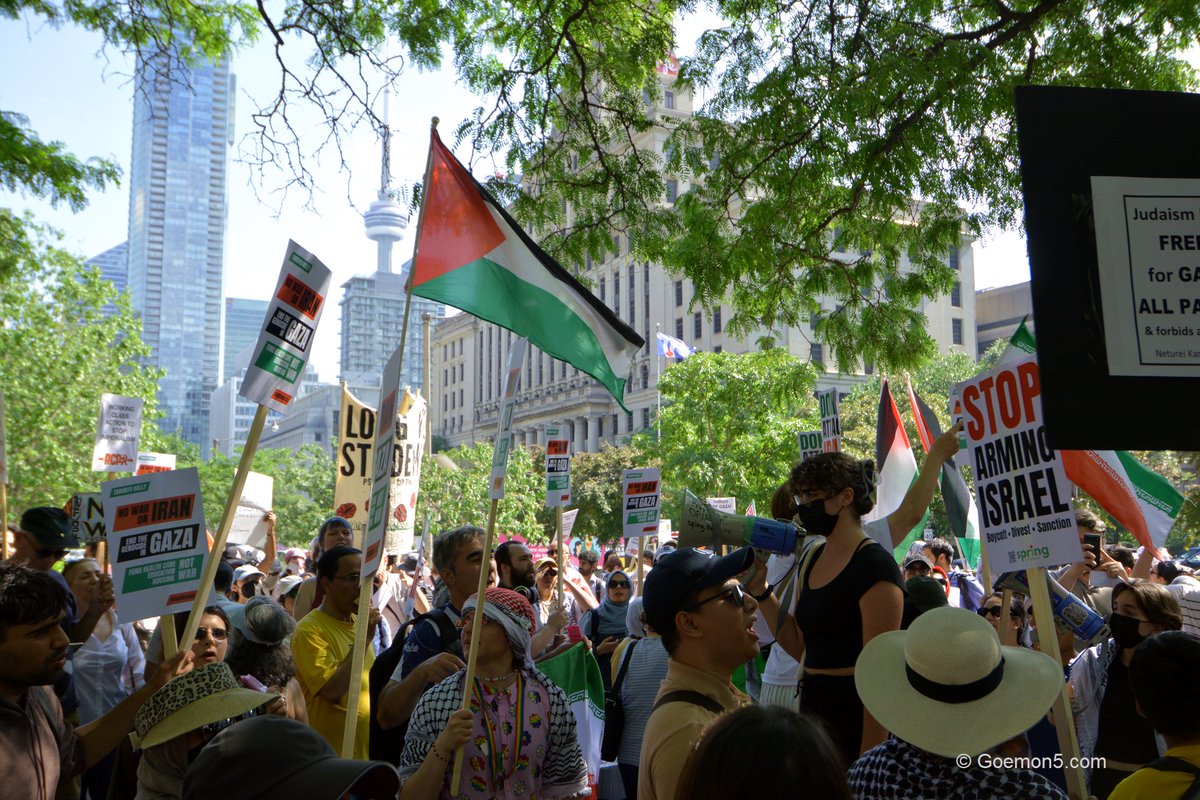 Goemon5's tweet photo. A few photos from the #protest march against the #bombing of #iran through the Israeli and US oppressors, who keep murdering civilians to keep the war criminal #NetanyahuWarCriminal in power. #toronto #marchforpeace #israelisterroriststate https://t.co/SOTm3AQBEM
