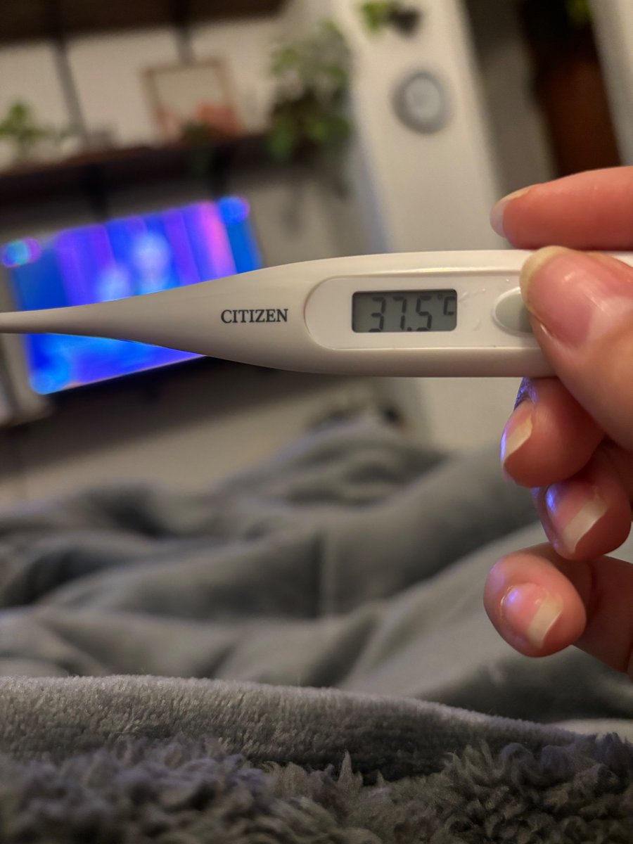 maruslarrosa's tweet photo. Bancando con fiebre #GHxPoggi https://t.co/ZyPuexkk2N
