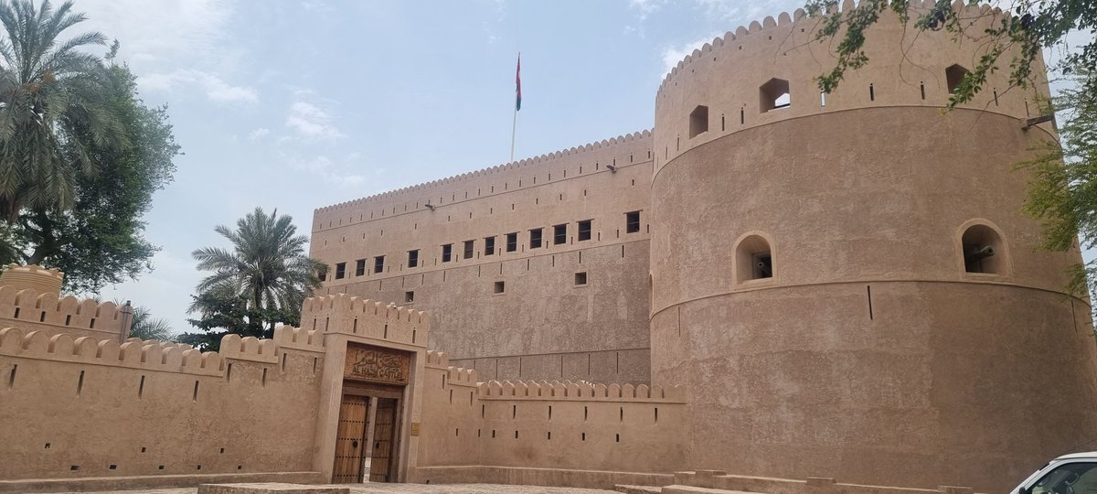 صباحكم فيض من الخير ، وقطاف من المسرات ، وسعادة لا تفارق أيامكم 

 أسعد الله صباحكم بالخير ...