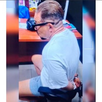 ElParaisoNow's tweet photo. Esta semana han caído (02) dos psicópatas que le daban terribles golpizas a sus propias madres. Por cierto son habitantes de la Parroquia El Paraíso, el primero frecuentaba los Edif. Los Verdes y el segundo vivía por las Brisas de la Cota 905
#⃣ Caracas Venezuela #22Jun https://t.co/f5ogyn17Cv