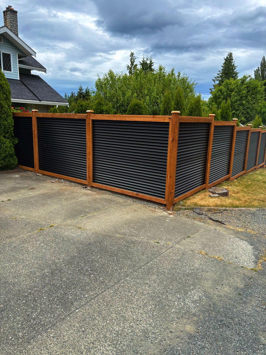 ejefencing tweet picture