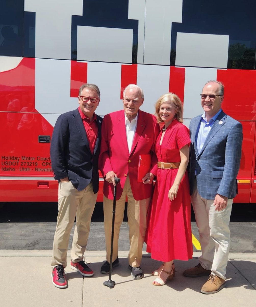 Bob Carter MD PhD (@bobcartermd) on Twitter photo Every academic medical center and university has a few very special supporters who continually give and support, far above and beyond the norm. One of those special families for us <a href="/UofUHealth/">University of Utah Health</a> is the Eccles family. Whether it was the naming and endowing the <a href="/UofUMedicine/">Spencer Fox Eccles School of Medicine</a> Spencer Every academic medical center and university has a few very special supporters who continually give and support, far above and beyond the norm. One of those special families for us <a href="/UofUHealth/">University of Utah Health</a> is the Eccles family. Whether it was the naming and endowing the <a href="/UofUMedicine/">Spencer Fox Eccles School of Medicine</a> Spencer