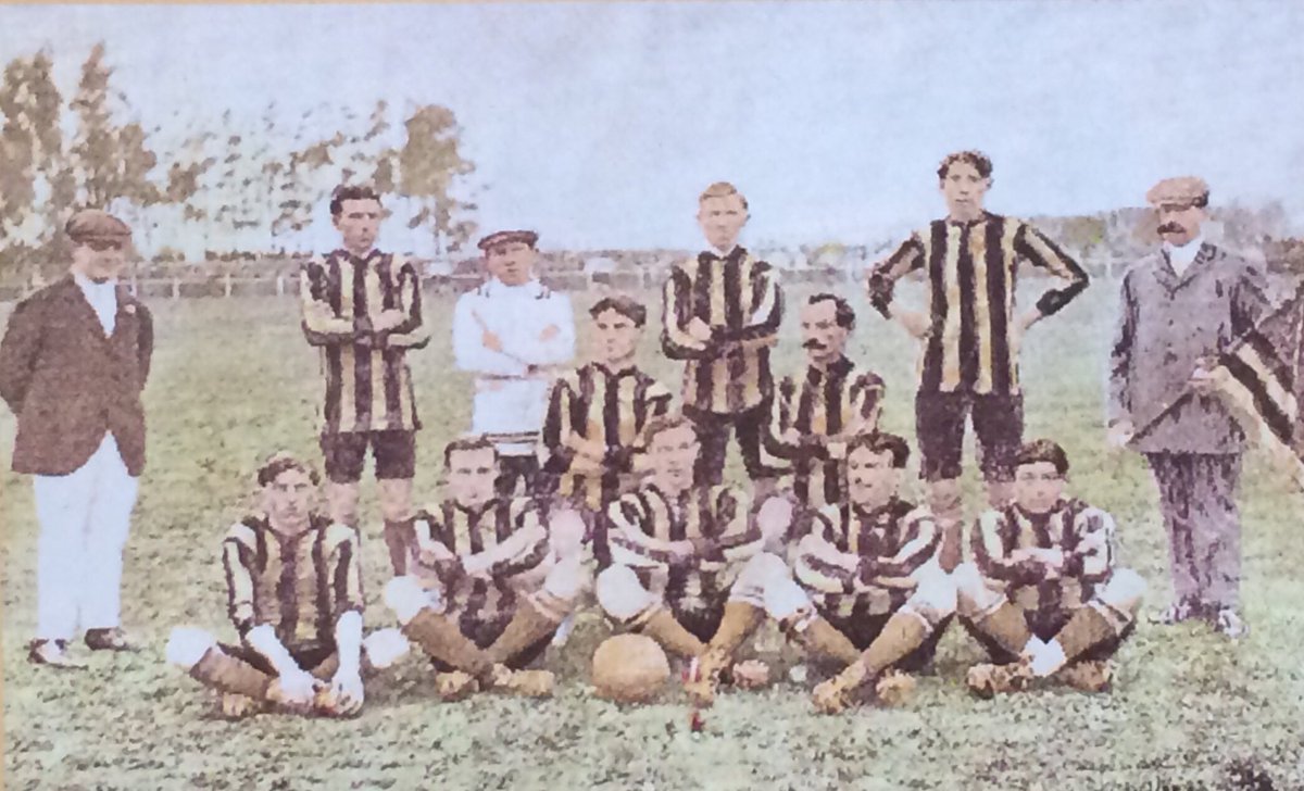 HistoriaCAP's tweet image. 🗓️#UnDíaComoHoy de 1911, @OficialCAP vencío de atras 3-1 a River Plate por el Campeonato Uruguayo
🏟️Parque Central
⚽Jose Piendibene 27'
⚽Luis Quaglia 52'
⚽Ángel Romano 83'
🏆El Decano se convertía por 5ta vez en Campeón Uruguayo.