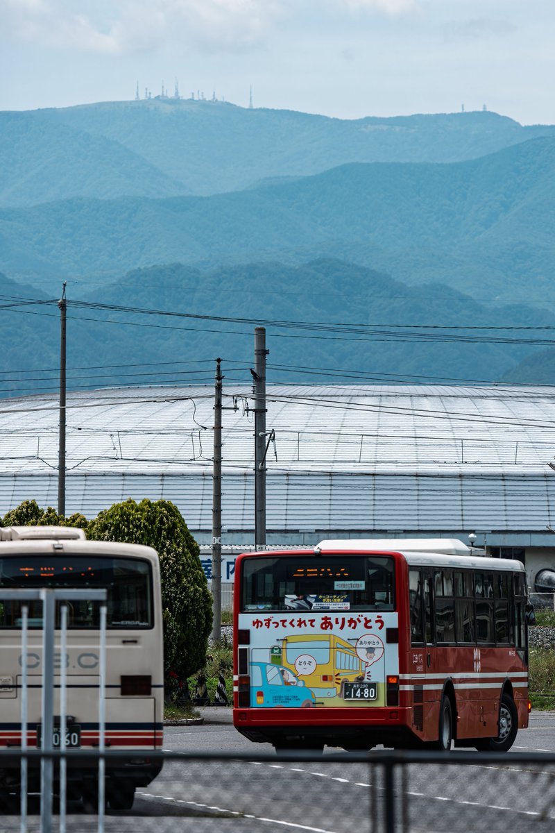 ueda_bus's tweet image. 6/22(日) 第5回「バスの運転体験ができる会社説明会」にご参加の皆様、暑い中運転お疲れ様でした。
今回参加できなかった方も、また次回お待ちしております！

ここから美ヶ原の電波塔見えるんだ👀