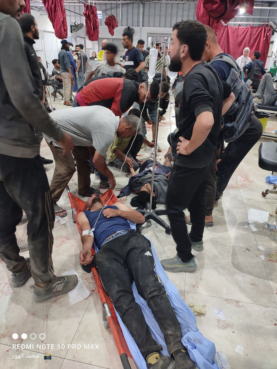 michelegiorgio2's tweet photo. Trump parla di cessate il fuoco tra Israele e Iran. Intanto a Gaza proseguono i massacri. Alle 3 di questa mattina, almeno 24 palestinesi sono stati uccisi dal fuoco dei militari israeliani mentre si preparavano a ricevere cibo e altri aiuti. Lo riferiscono gli ospedali  locali https://t.co/zmdDRaH7Jz