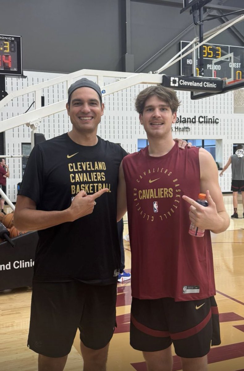 Hawks Family all over the globe! 🌎 

NBA Veteran Anderson Varejão linking up with our own Lachlan Olbrich as he gears up for the NBA Draft. Let’s go, Lach! 🦅 

#HawksFamily
#WeRiseTogether