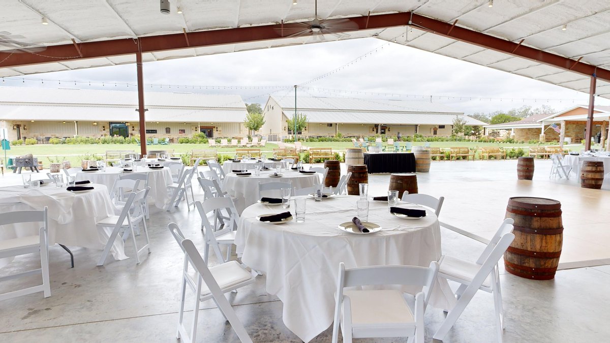 Host your next meeting in Texas wine country. 🍇 With 41,000+ sq ft of flexible event space, Carter Creek is where business meets Hill Country charm.
cartercreek.com/gatherings/mee…

#CarterCreekWinery #TexasEvents #HillCountryRetreat #CorporateGetaway