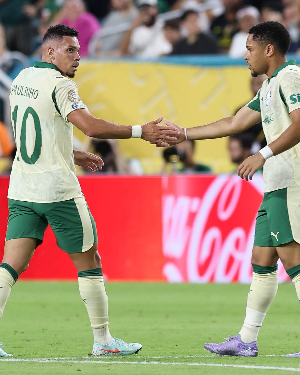 Autor do gol que abriu o caminho pra recuperação alviverde. Pra cima, Paulinho! 💪