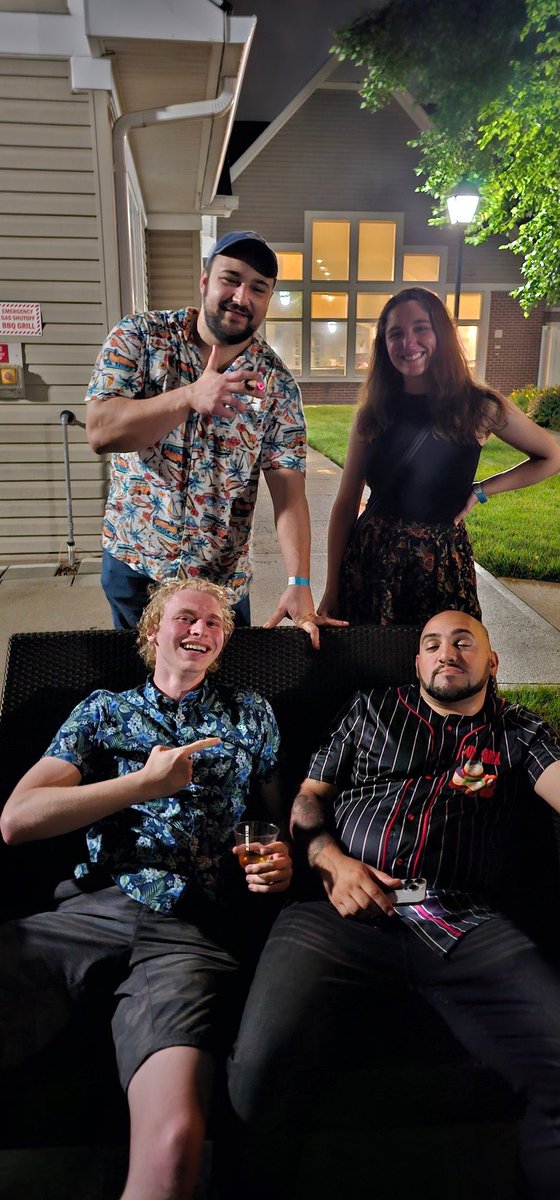 Zackary Marois (@zackarysart) on Twitter photo I know <a href="/VaughnMColeman/">Vaughn Coleman</a> both as a deep friend and a respectable coworker. I’ve been to his home as well as having done pieces for him to going out multiple places having fun etc etc.
To see this genuinely cool dude that would give you the shirt off his back be just disrespected I know <a href="/VaughnMColeman/">Vaughn Coleman</a> both as a deep friend and a respectable coworker. I’ve been to his home as well as having done pieces for him to going out multiple places having fun etc etc.
To see this genuinely cool dude that would give you the shirt off his back be just disrespected