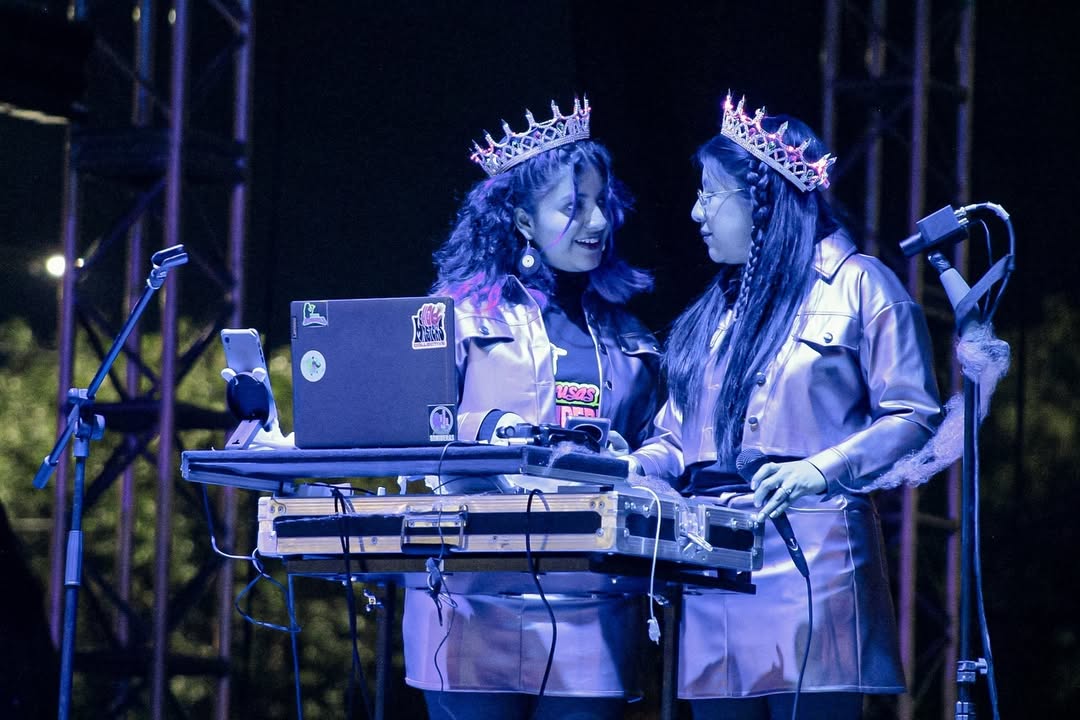 ¡A sacar los prohibidos en el MUSAFEST 2025! 💃🎶 Las Musas Sonideras  celebran la octava edición de este festival que reúne música, baile y fuerza femenina con más de 25 sonideras en el mítico Salón Los Ángeles. 🗣🎤🎵

Acá los detalles para que te lances: