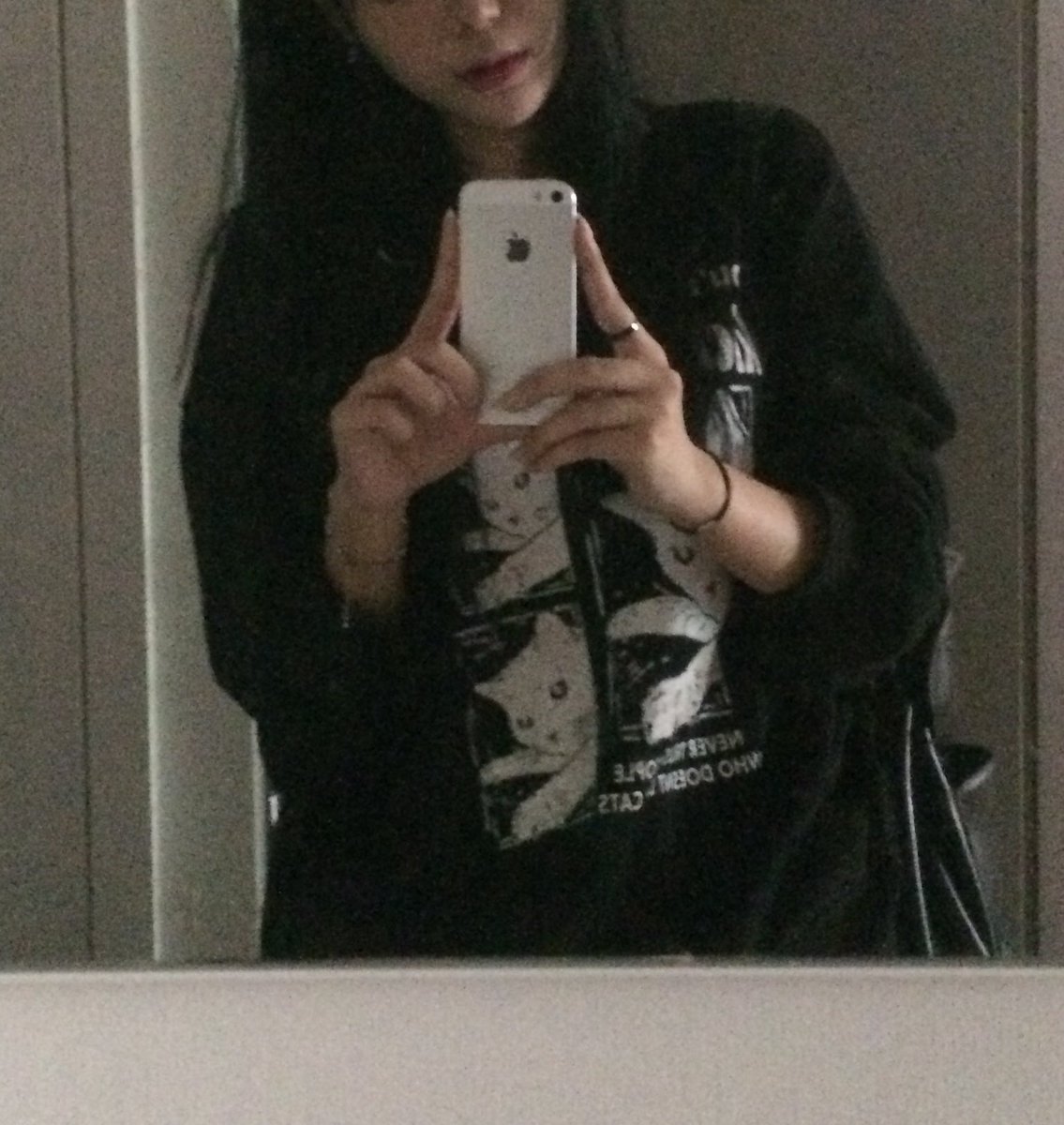 riyeoni's tweet photo. 나 보고 싶다고 카톡 좀 보내줘~ 
#섹트 #맘눌뎀 #일상계_𝕏친소 https://t.co/CTysYMtrFX