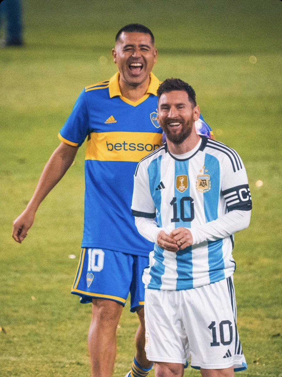 Feliz cumpleaños, LOS AMO DE POR VIDA