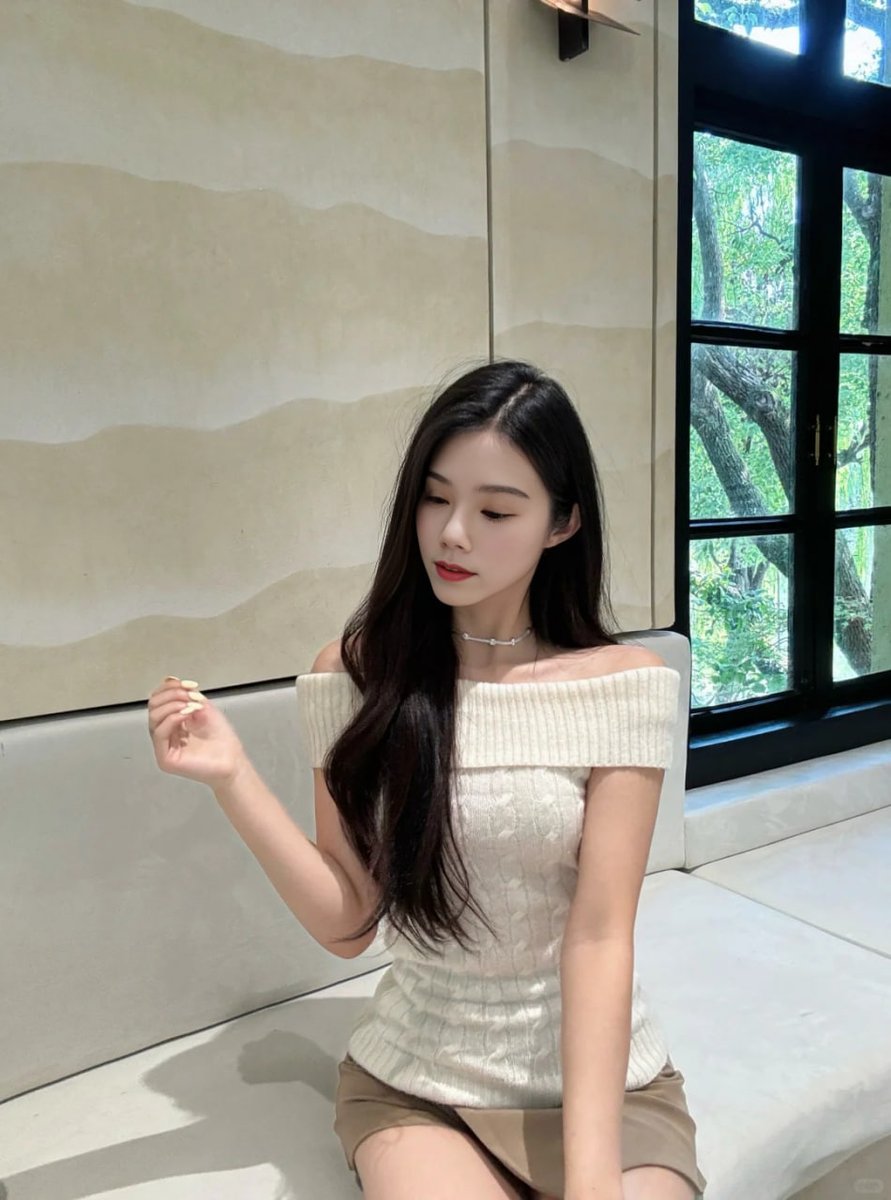 An ordinary girl ☺️