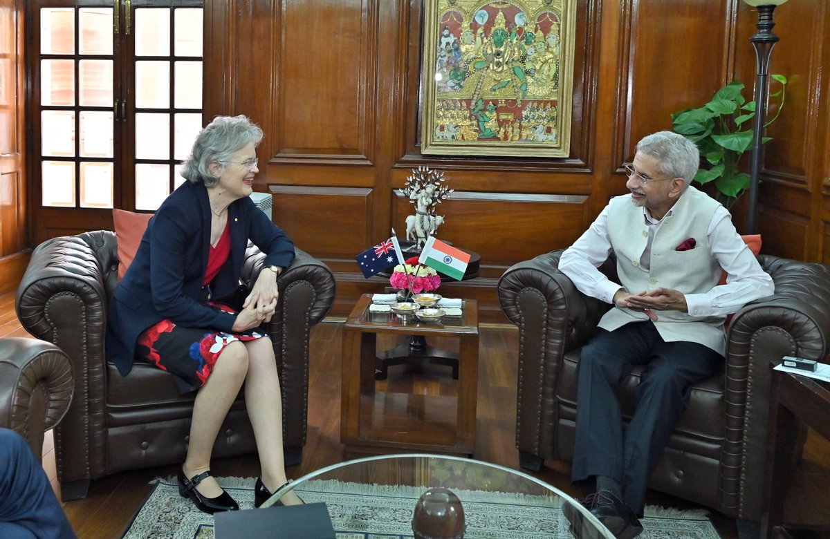 Pleased to meet Frances Adamson, Governor of South Australia this morning. 

Discussed education, space, water, agriculture, energy and consular issues.

🇮🇳 🇦🇺
