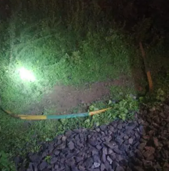 Vande Bharat Express escapes 'derailment attempt' in Ahmedabad | DeshGujarat