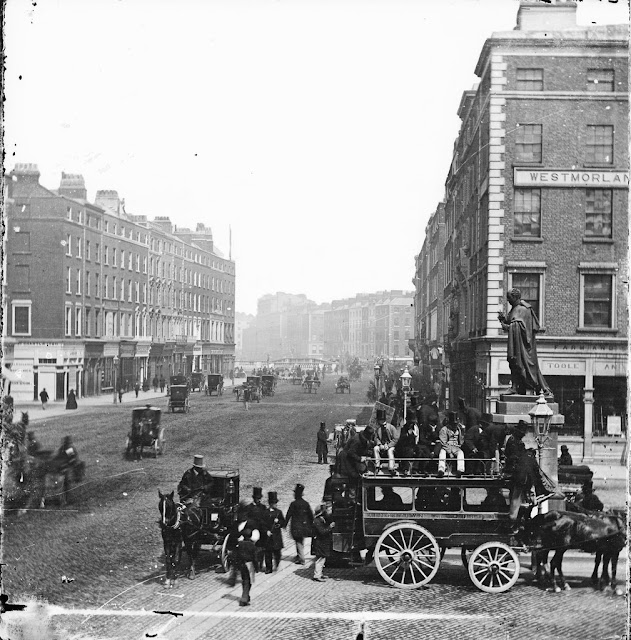 Horse-drawn omnibus, Westmoreland Street, Dublin c.1865