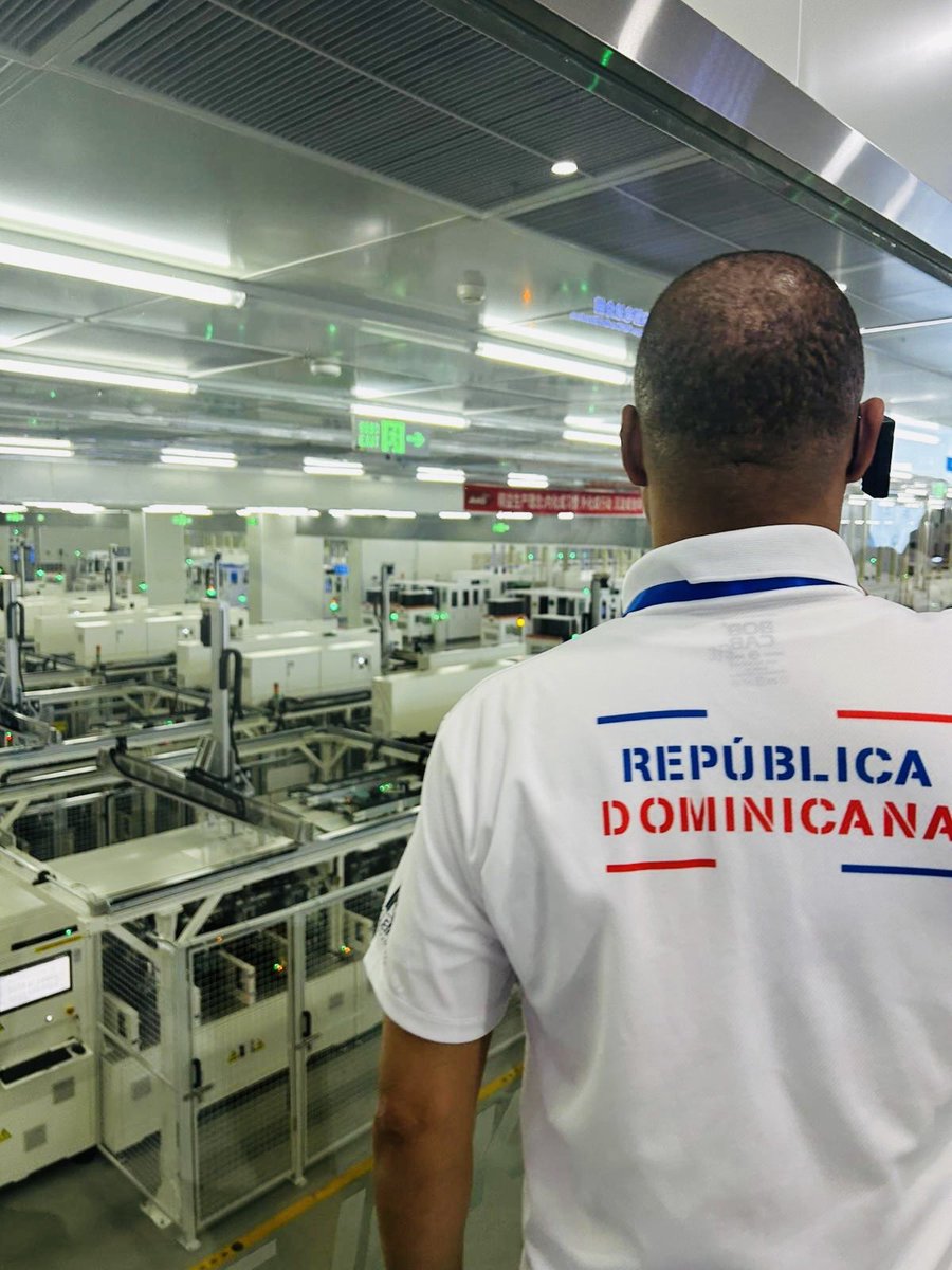RDenChina's tweet photo. Shangrao, Jiangxi | Segundo día del Foro de Comunicación Estratégica 2025
 
La delegación de la Embajada de la 🇩🇴 en🇨🇳 continúa su participación en el Foro de Comunicación Estratégica 2025, esta vez con una jornada dedicada a la innovación y el desarrollo empresarial. https://t.co/KSRweLzBpR