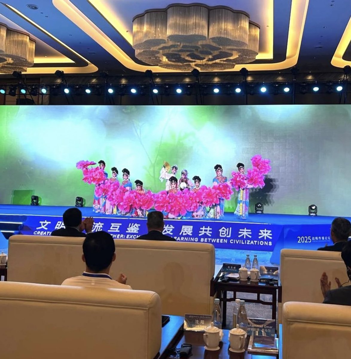 RDenChina's tweet photo. Provincia de Jiangxi | Cierre de agenda oficial
 
Finalizando con la agenda del viaje oficial a la provincia de Jiangxi, representantes de la Embajada de la República Dominicana en China participaron en el Foro de Comunicación Estratégica 2025. https://t.co/pxmB2Sn5IE