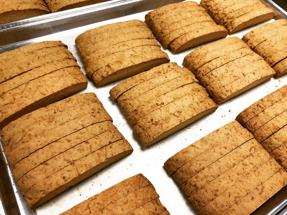 roxsbiscotti's tweet image. Toasted coconut biscotti #nutfree #dairyfree