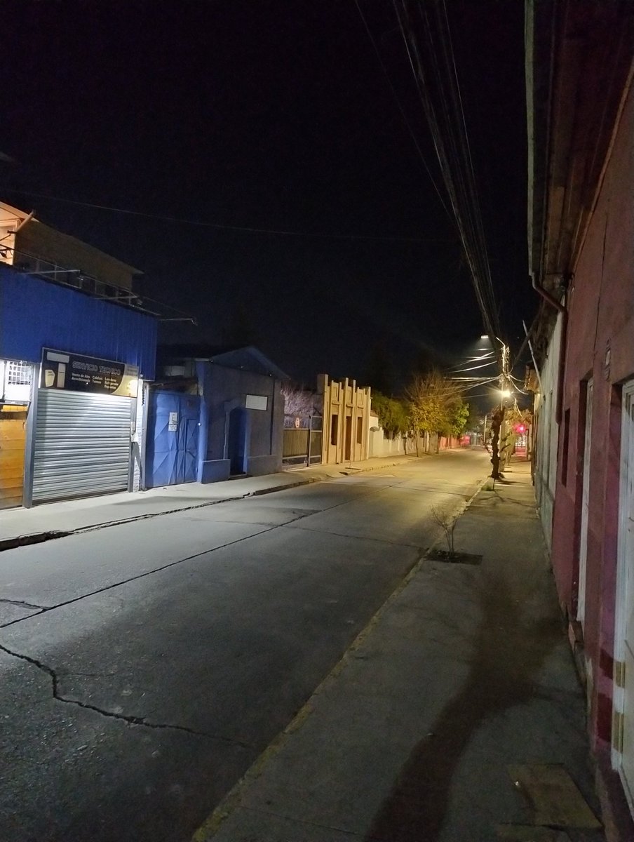 chrisarcan_'s tweet photo. @munisanfelipe @aconcaguaradio @PreludioRadio  corte alumbrado público calle Santo Domingo entre Navarro y Maipú solucionado, gracias por la rapidez... https://t.co/ybqi8We99V