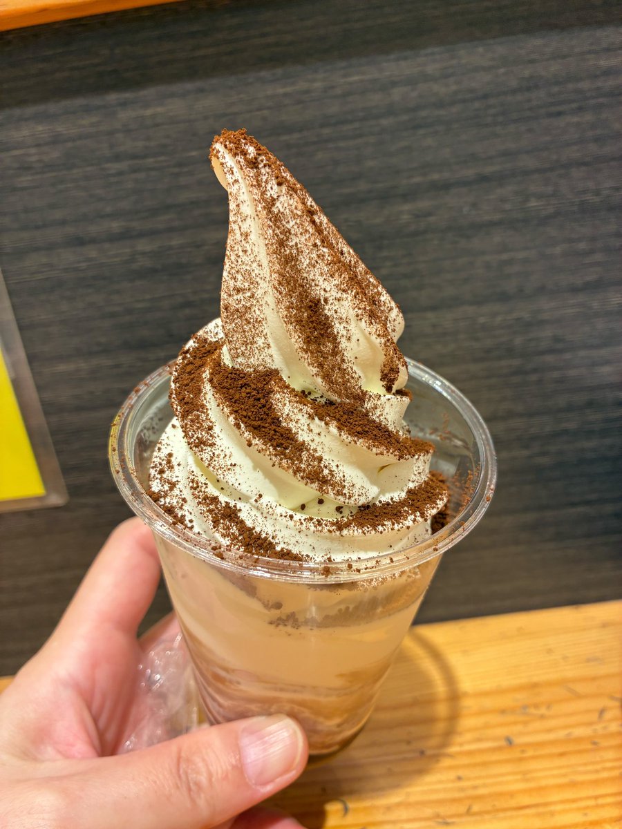 ✨マルカンソフトが初登場✨

6月26日(木)〜6月29日(日)に
花巻観光物産展が開催されますが
一足早く、マルカンソフトを販売中です‼️
⚠️原料無くなり次第終了
お早目にお召し上がりください😋

#マルカンビル大食堂
#ソフトクリーム
#岩手県
#アンテナショップ
#カップのみです