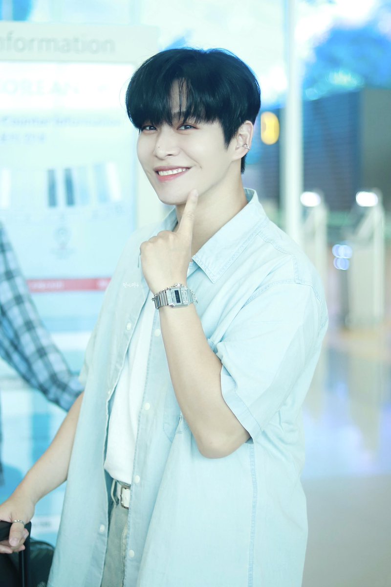 M1naS261593's tweet photo. 250624 인천공항 출국

잘 다녀와~🫳🏻

#XD #엑스디 #박도하 #도하 #DOHA https://t.co/73KBnXbaoD