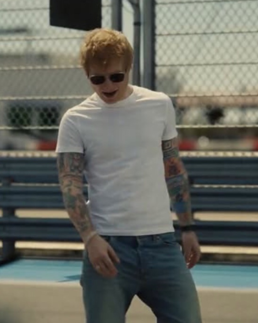 PEDAL DOWN AND DRIVE 🏎🔥🔥

📸 Mark Surridge