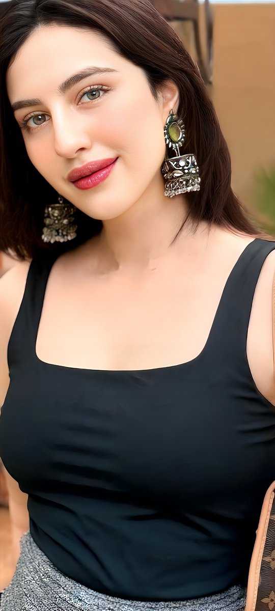WallpaperIndian's tweet photo. 👑 Samreen Kaur ♥️

#SamreenKaur #Samreen #Actress https://t.co/hG8tEcoPa2
