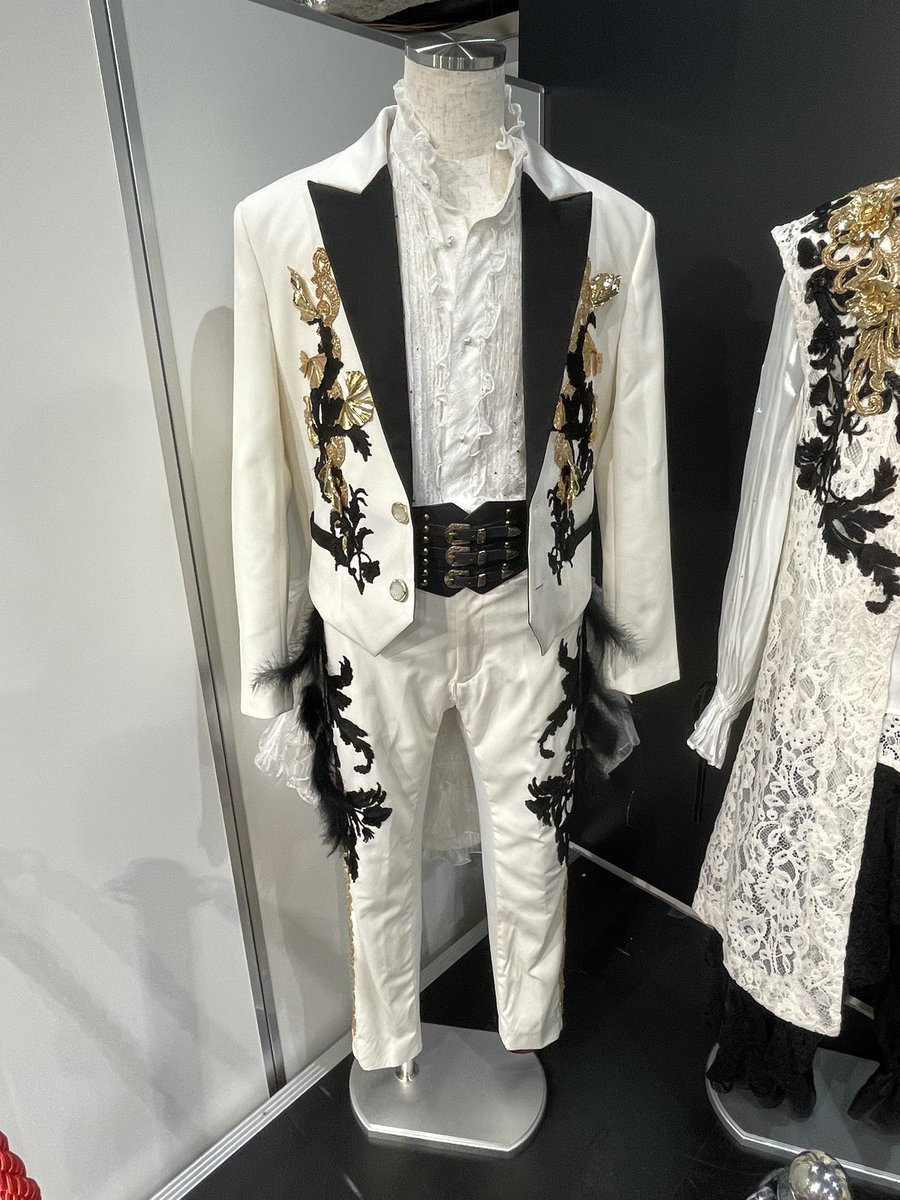 Snow Man RAYS衣装展 大阪 エビツタ 向井康二 佐久間大介 宮舘涼太