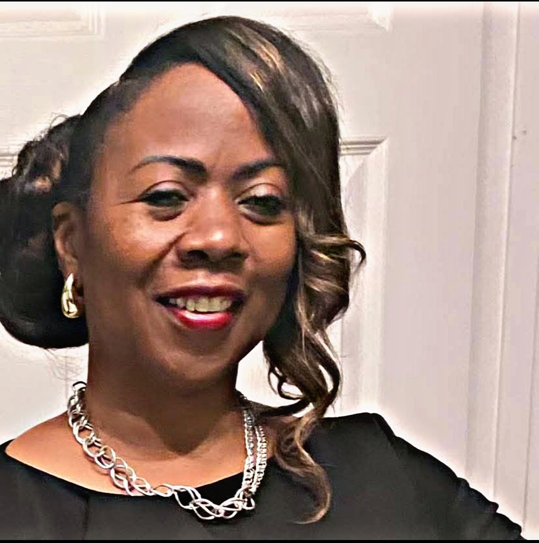 Happy birthday mom your birthday is a celebration of the beautiful soul that you are. May  your day filled with love, laughter  and the happiness you deserve ❤️❤️❤️🎂