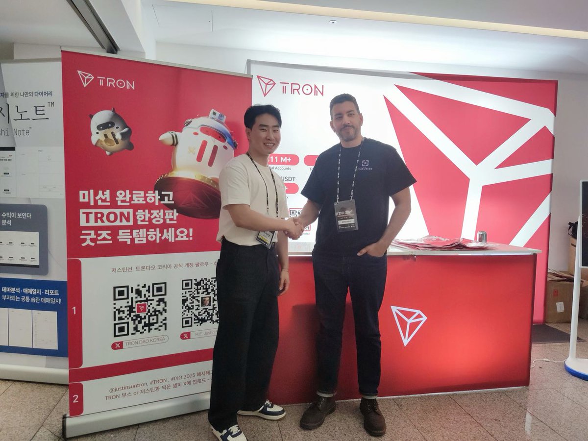 InitVerse (@initverse) on Twitter photo Shocking scene at IXO2025 Seoul!
InitVerse had in-depth discussions with top global builders and left greatly inspired!
When InitVerse’s decentralized cloud architecture meets <a href="/TronDao_KOR/">TRON DAO Korea🇰🇷</a>’s high-throughput on-chain network, we strongly resonate with the vision of borderless Shocking scene at IXO2025 Seoul!
InitVerse had in-depth discussions with top global builders and left greatly inspired!
When InitVerse’s decentralized cloud architecture meets <a href="/TronDao_KOR/">TRON DAO Korea🇰🇷</a>’s high-throughput on-chain network, we strongly resonate with the vision of borderless