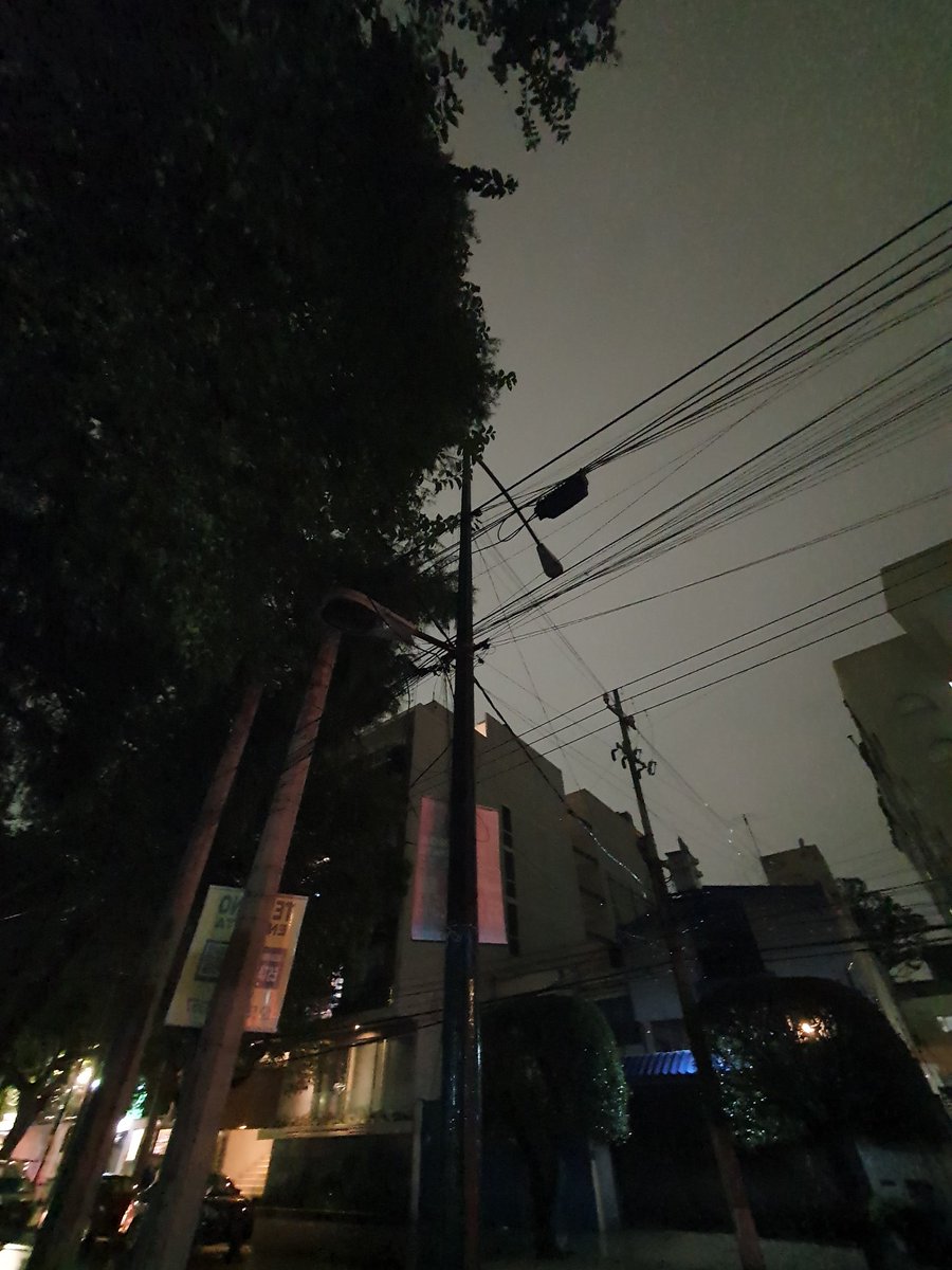 <a href="/AztecaNoticias/">Azteca Noticias</a> Solicito difusión de: robo diario de espejos de coches, todas las noches, en la calle Morena 414, col.Del Valle, alcaldia Benito Juárez, y en la calle Ana María Mier; ambas calles entre Gabriel Mancera y Amores. La calle Morena es muy oscura y muy insegura. Gracias.