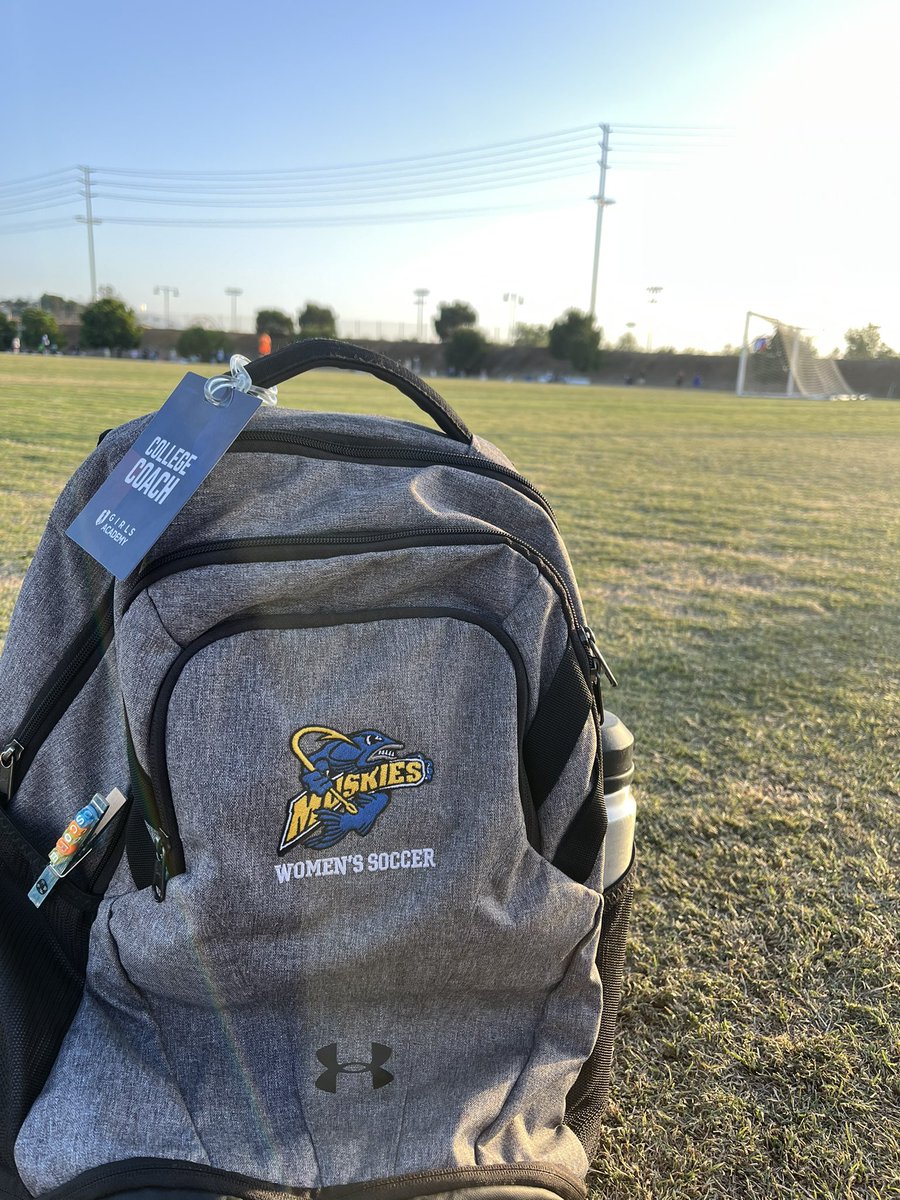 KyleNothem's tweet image. Got ‘clipped’ at the GA Showcase in Norco, CA. I’m trying to super sleuth so any info on who I can thank for this beautiful souvenir please contact me at Lakeland Women’s Soccer. 😉