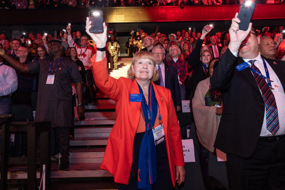 Rotary International tweet media