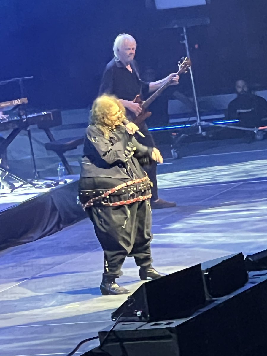 Ryuu24's tweet photo. Weird Al was fun. https://t.co/HDgK1Z63e1