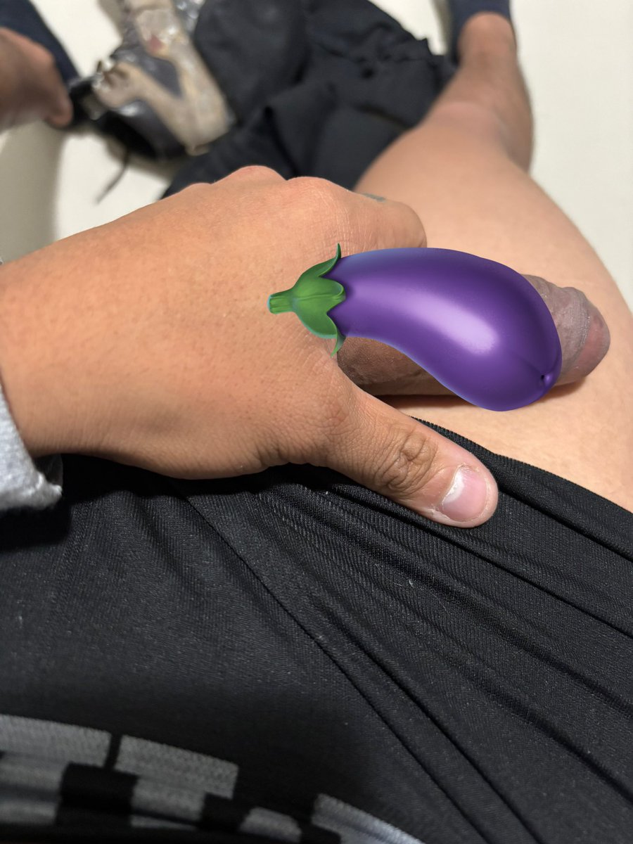 Soy bien caliente vale verga .🥵😮‍💨🔥
RT y te mando un video culeando 
#RT #Contenido #Grabar #RTxRT #Mandamemensaje #Gay #Vergon #Chakalon 🥵🥵 sígueme en IG Charly_martiiinez