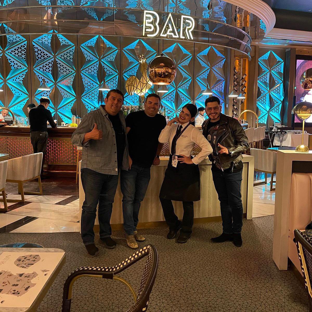 pjvargasm's tweet photo. Saludos Tío Michoca.  Nos perdimos un poco pero no abandonamos #amoraciegasCHV.  Saludos desde Concón del Club de Toby.   Muy buena temporada.   Nos merecemos la 2da!!! https://t.co/cPuxyOIdmw
