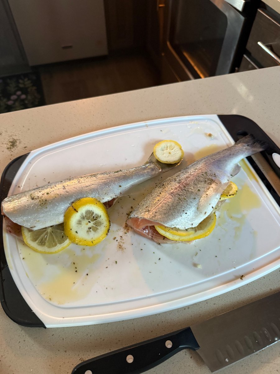 Ben__McDowell's tweet image. Hi I made a dish I like to call Trota al Limone. A lemon-y pasta with trout I caught at the lake yesterday. I’m procrastinating cleanup but I’m very proud of being able to improvise a great meal out of miscellaneous stuffs in my fridge and pantry.