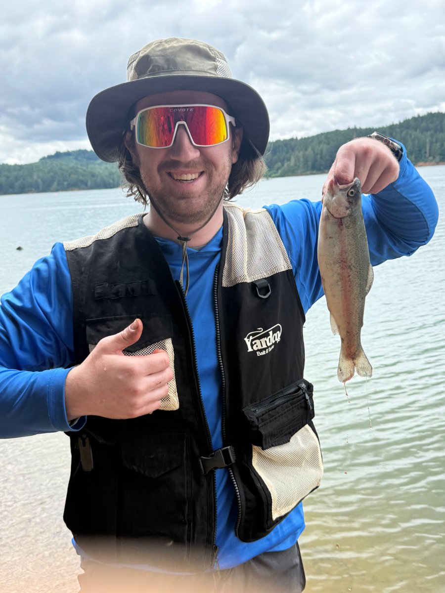Ben__McDowell's tweet image. Hi I made a dish I like to call Trota al Limone. A lemon-y pasta with trout I caught at the lake yesterday. I’m procrastinating cleanup but I’m very proud of being able to improvise a great meal out of miscellaneous stuffs in my fridge and pantry.