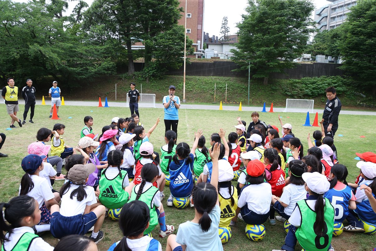 🔵🟡 JFAなでしこひろばin 聖心女子学院  🟡🔵
⁡
6月8日（日）、日本サッカー協会名誉総裁高円宮妃久子殿下の母校でもある #聖心女子学院初等科 の児童と保護者を対象に、「 #JFAなでしこひろば」が開催されました。
tokyo-united-fc.jp/news/3400

#文京LBレディース
#東京大学女子サッカー部
#JFA