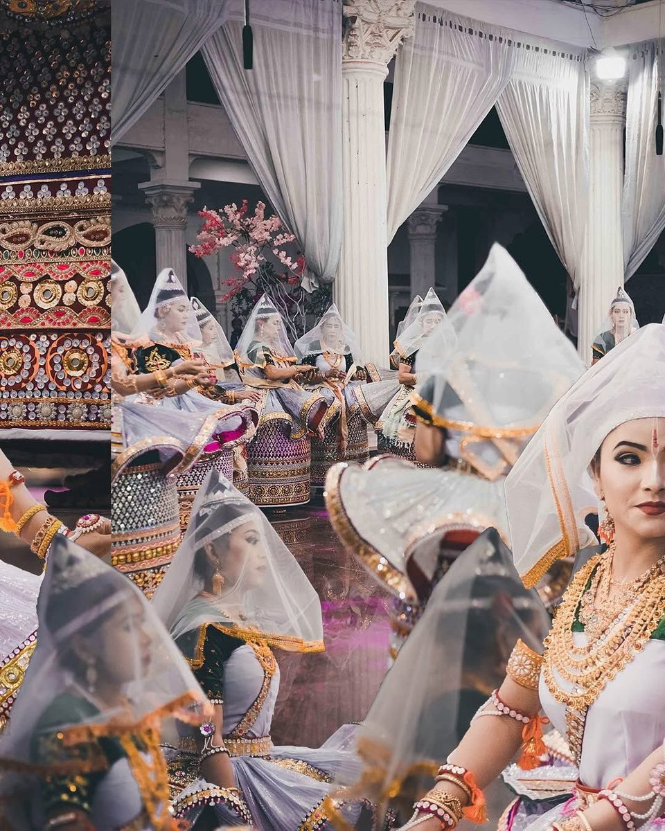 Manipur, India 🇮🇳

“A portrayal of the divine dance of love — the Raas Leela of Krishna with goddess Radha and the cowherd damsels of Vrindavan.