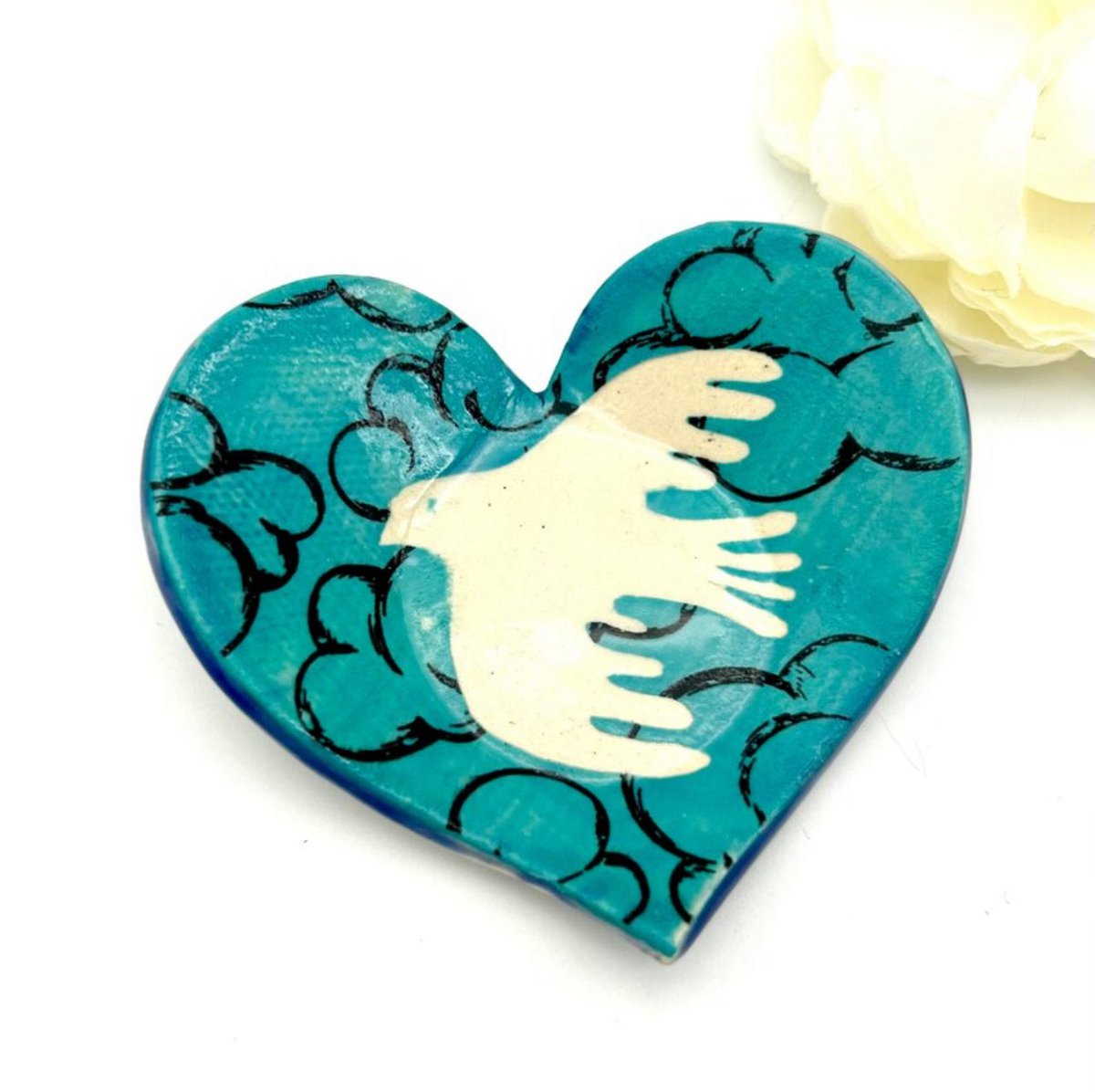 ZenCatPottery's tweet image. Heart-Shaped Ring/Trinket Dish or Spoon Rest
tinyurl.com/34sdv9yh
#spoonrest #ringdish #teabagrest #teabagdish #coindish #trinketdish #trinkettray