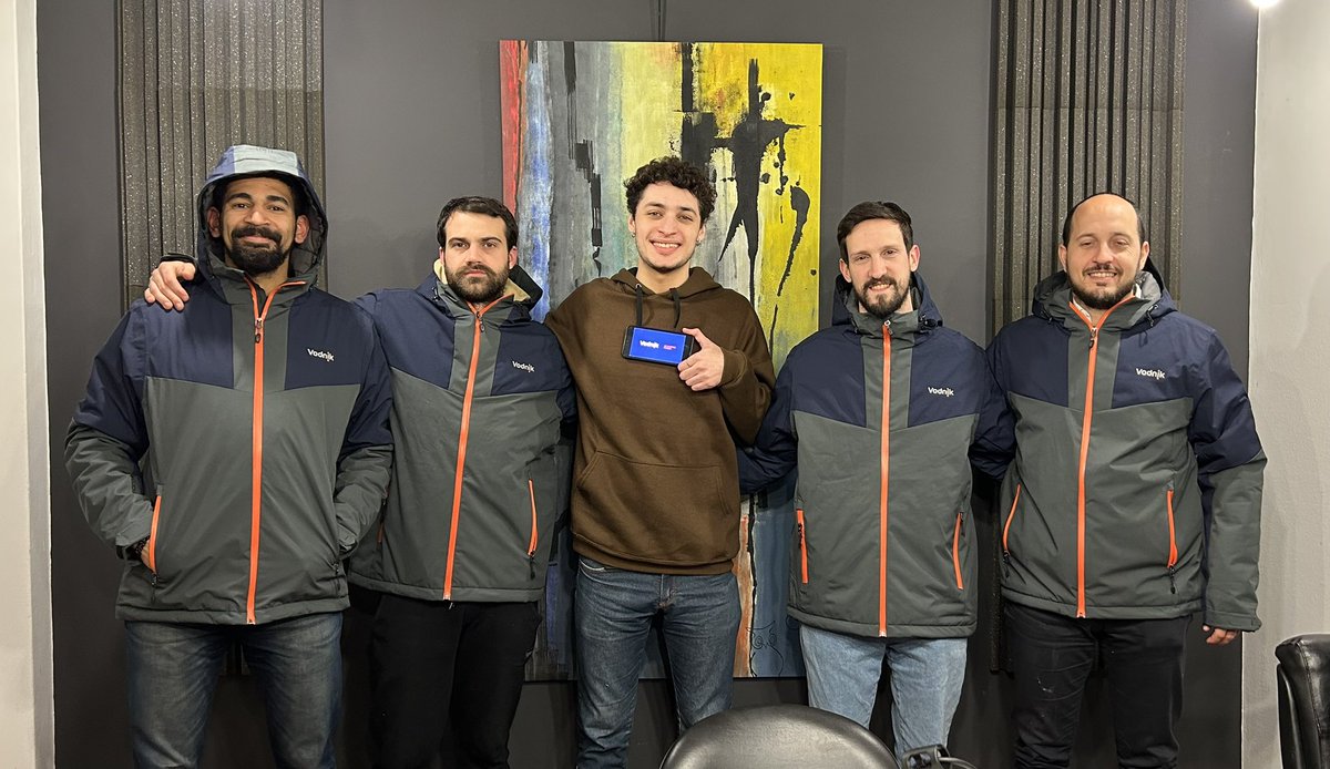 NegroCensurado's tweet photo. Los crack de Vodnik se pasaron y nos regalaron tremendas camperas para no sufrir el cochino frío de este invierno.
Loco son lo más ustedes, gracias por tanto aguante.

Sigan a #Vodnik que son lo más 
https://t.co/sW3jRX9avu

@LHDA16 &amp; @juanif17 https://t.co/B9KWmRvip7