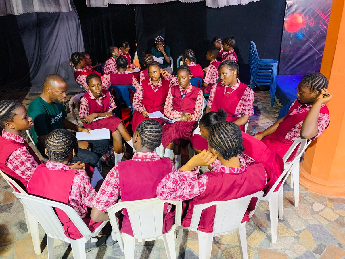 We can’t get enough of the energy and action from our Leadership Program! 🌍✨ These young leaders are brimming with creativity, confidence, and talent. 💡🙌

So far, 850 girls around the world have completed the program—and we’re just getting started! 💪 #GirlsLead r