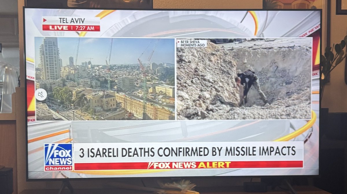 This typo has been on <a href="/FoxNews/">Fox News</a> for 30min now.

Thank you for your attention to this matter.