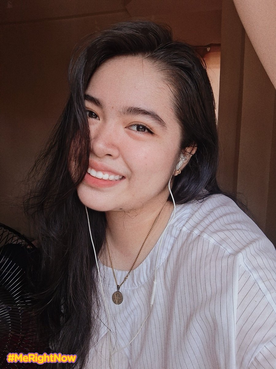 Hi! Stars don't brag, they just shine. ✨️