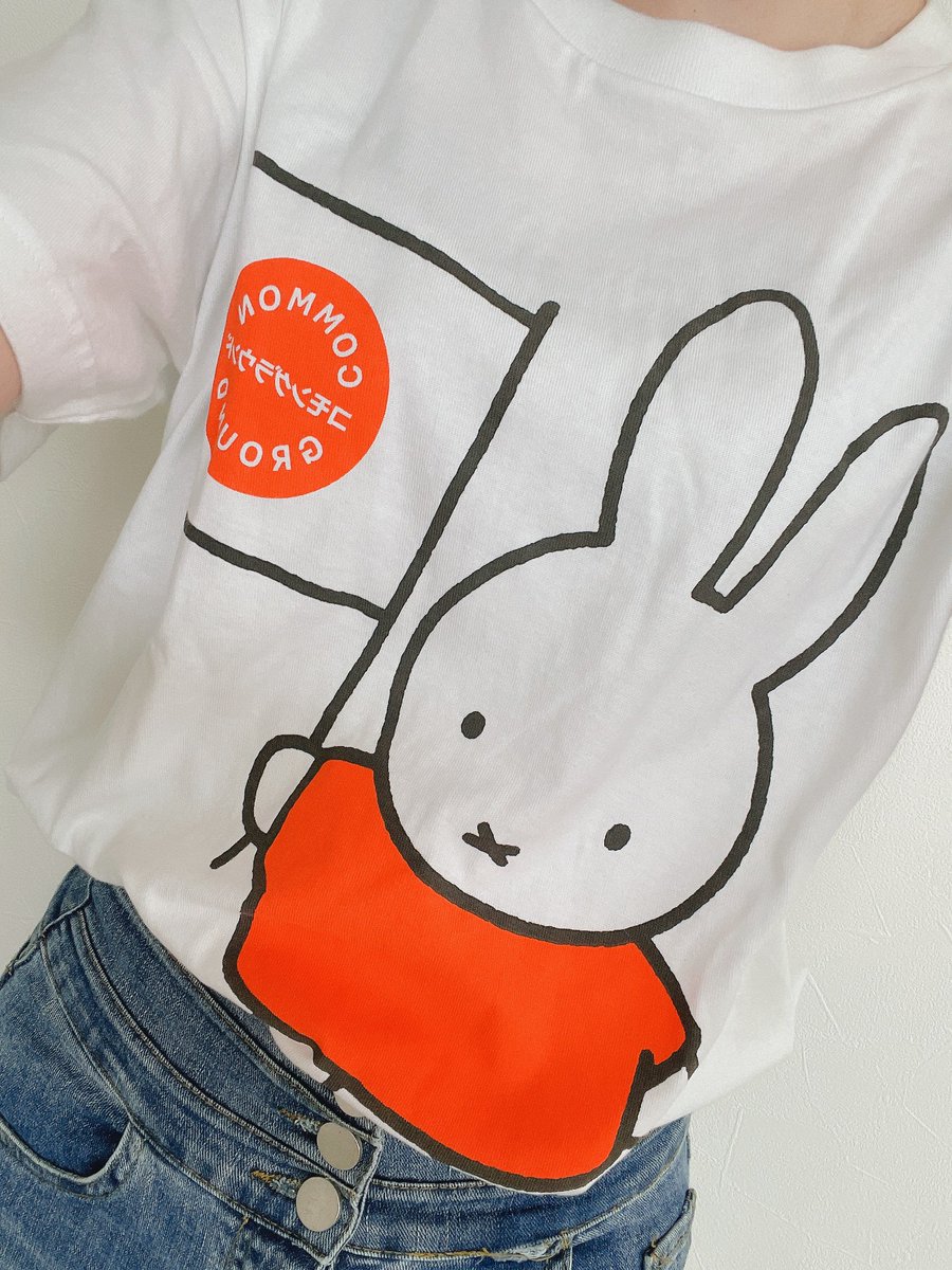 万博のオランダ館で買ったミッフィーちゃんのTシャツ🫶 Sサイズが展示